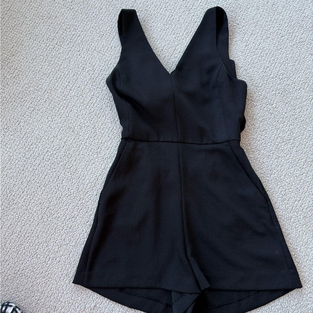 Aritzia black Sleeveless V-Neck Romper
